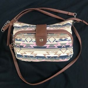 Women’s Tan Southwestern Shoulder Strap Handbag